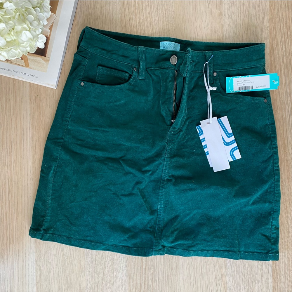 Corduroy mini skirt
